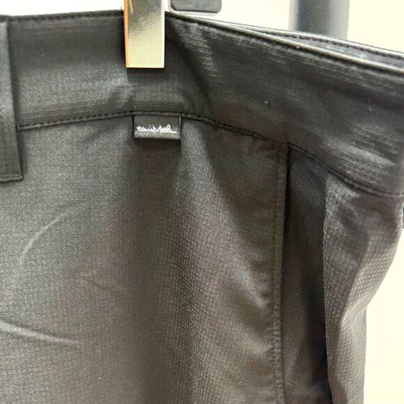 Travis Mathew Wanderlust Short 9" - black. - Picture 3 of 3